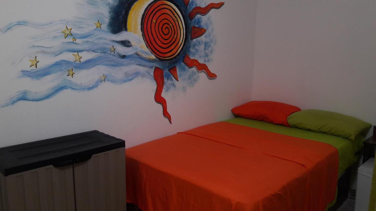 San Andres Vive Paradise Habitaciones Con Bano Privado A 80Mts De La Playa Principal Esterno foto